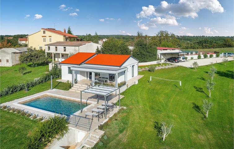 Ferienhaus für 5 Personen, mit Terrasse und Pool - 1