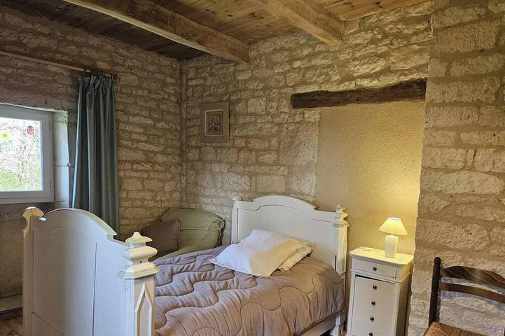 Gîte pour 6 personnes, avec jardin à Virac - 2
