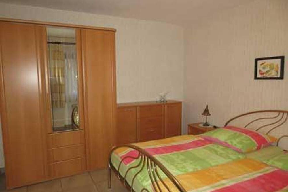 Ganze Wohnung, Haus Sonnenschein - Ferienwohnung in Trassem, Landkreis Trier-Saarburg