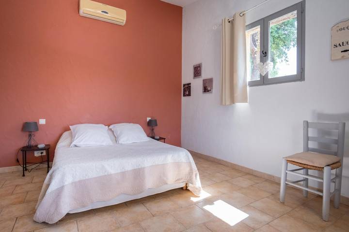 Location de vacances pour 4 personnes, avec jardin et piscine, animaux acceptés dans le Vaucluse - 4