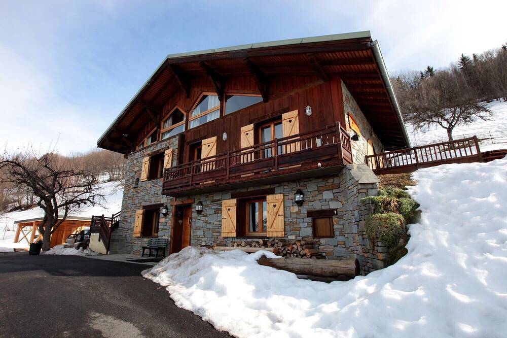 Grand chalet 4* avec terrasse et vue imprenable à 5 minutes du domaine Paradiski in Bellentre, La Plagne-Tarentaise