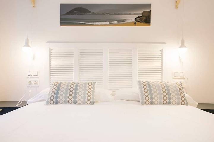 Apartamento entero, E1 Apartment With Balcony In San Marcial 33 in Kontxa hondartza - Playa de la Concha (San Sebastian), San Sebastián