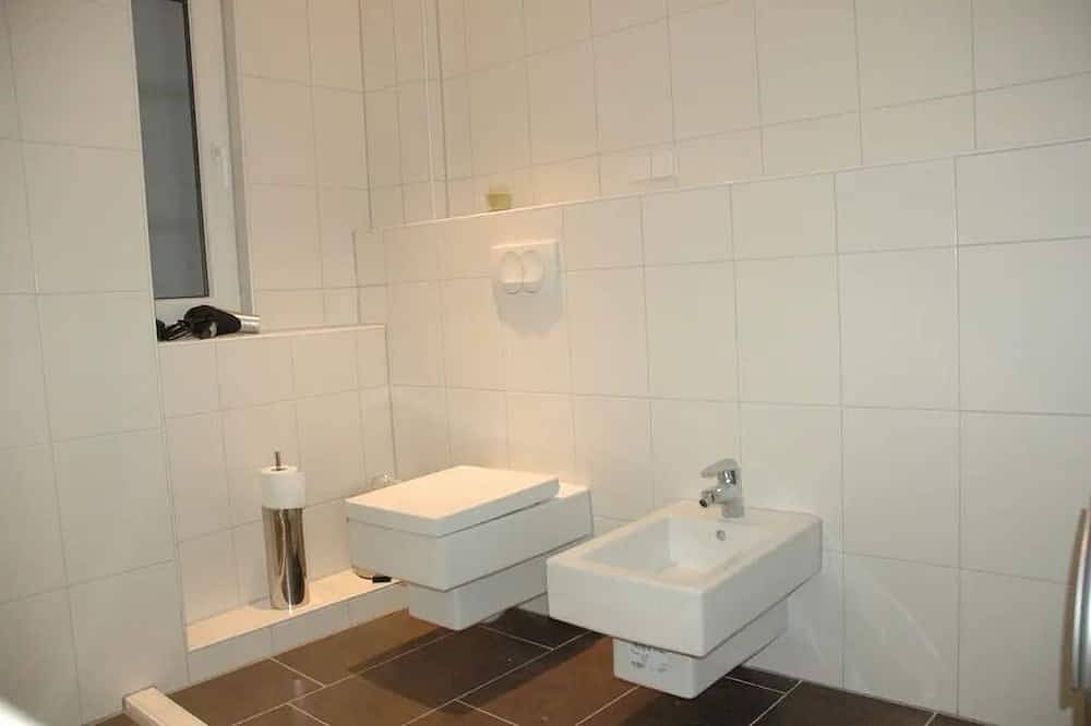 Apartamento inteiro, Old Town Apartment \"Mezzanine Floor\" in Altstadt (Heidelberg), Heidelberg