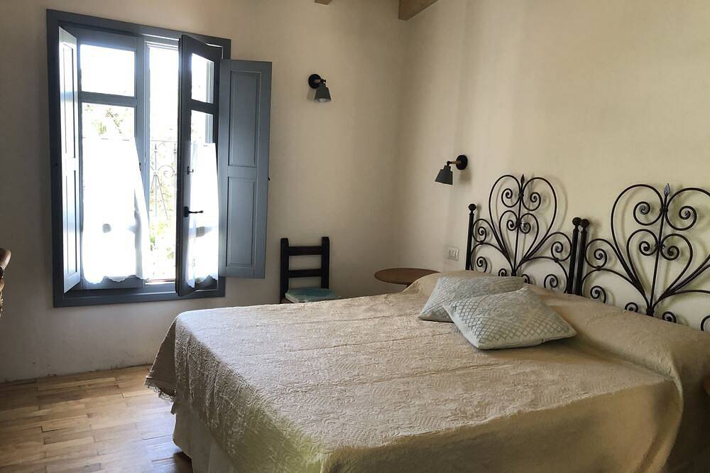 Agriturismo per 2 Persone in Loiri Porto San Paolo, Barbagia