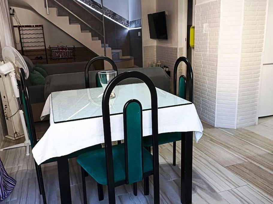 Ganze Wohnung, Four-Bedroom House in San Fernando, Costa de la Luz