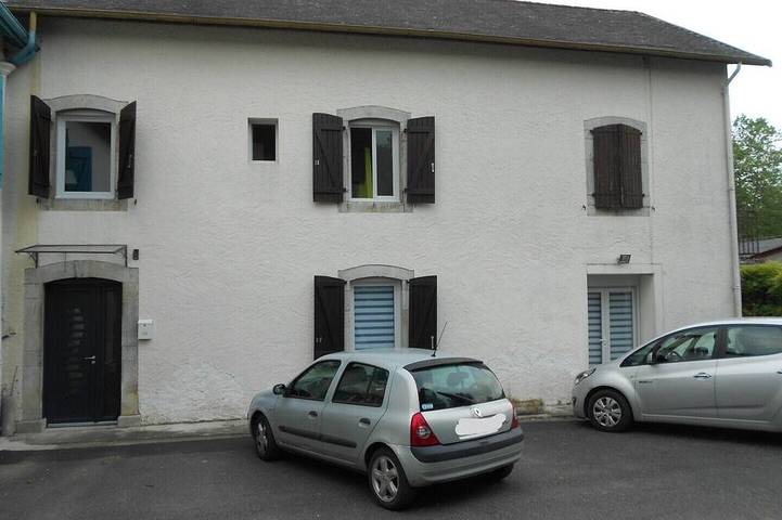 Gîte pour 9 personnes, avec jardin à Idaux-Mendy