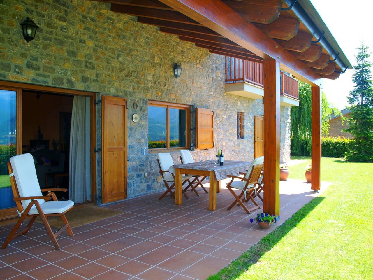 Maison 5 ch. 10 Pers. Cheminée, Jardin, Vues Cadí et Wifi in Prullans, Pyrénées catalanes
