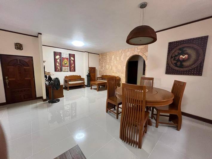 Location de vacances pour 4 personnes, avec piscine et jardin ainsi que bassin pour enfant et vue, adapté aux familles dans Khao Lak - 3