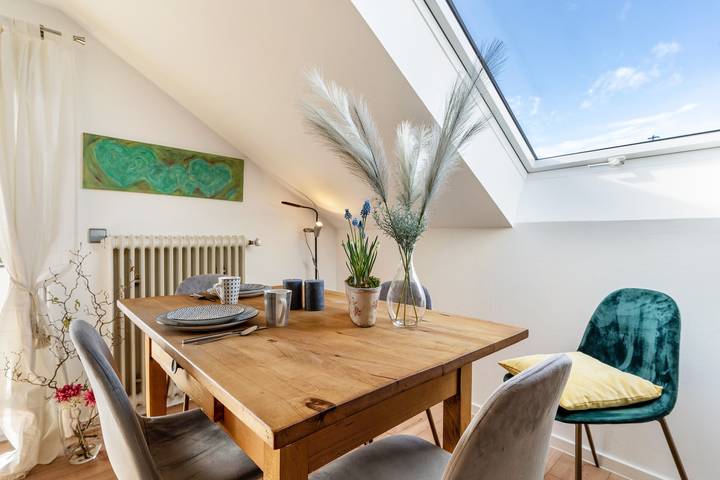 Hel lejlighed, The Elegant 'Romanu' Address with Private Balcony and Wi-Fi, Up to 4 Guests in Fluorn-Winzeln, Central Black Forest