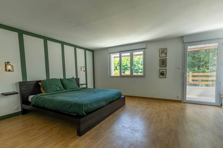 Location de vacances pour 12 personnes, avec balcon ainsi que jardin et jacuzzi à Thésée - 3