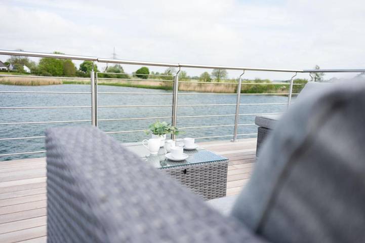 Boot für 4 Personen, mit Terrasse in Wangerland - 2
