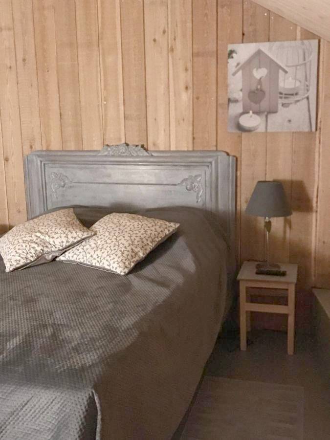 Location de vacances pour 2 personnes, avec jardin et piscine ainsi que sauna et vue, animaux acceptés dans Parc naturel régional des Ardennes - 4