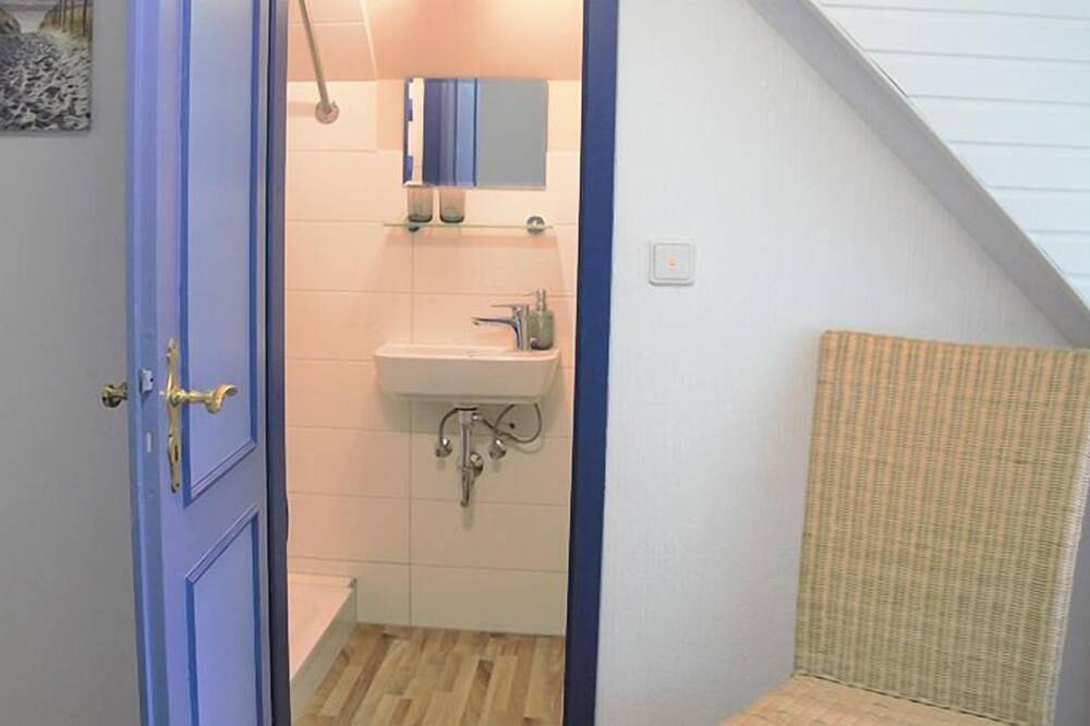 Ganze Wohnung, Strandkrabbe - Sessel, Obergeschoss, gemein. Waschmaschine, Parkplatz in Ockholm, Nordfriesland