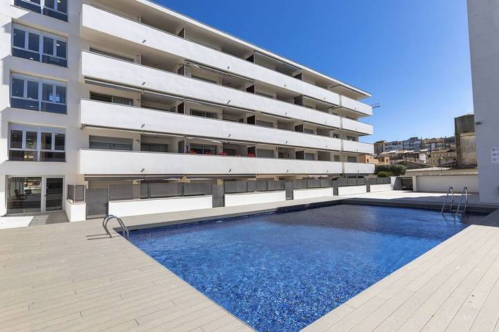 Ferienwohnung für 6 Personen, mit Terrasse und Pool, mit Haustier - 1