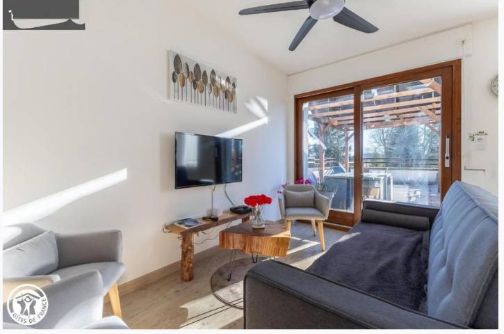 Appartement de vacances pour 6 personnes, avec Terrasse ainsi que Jardin et Vue