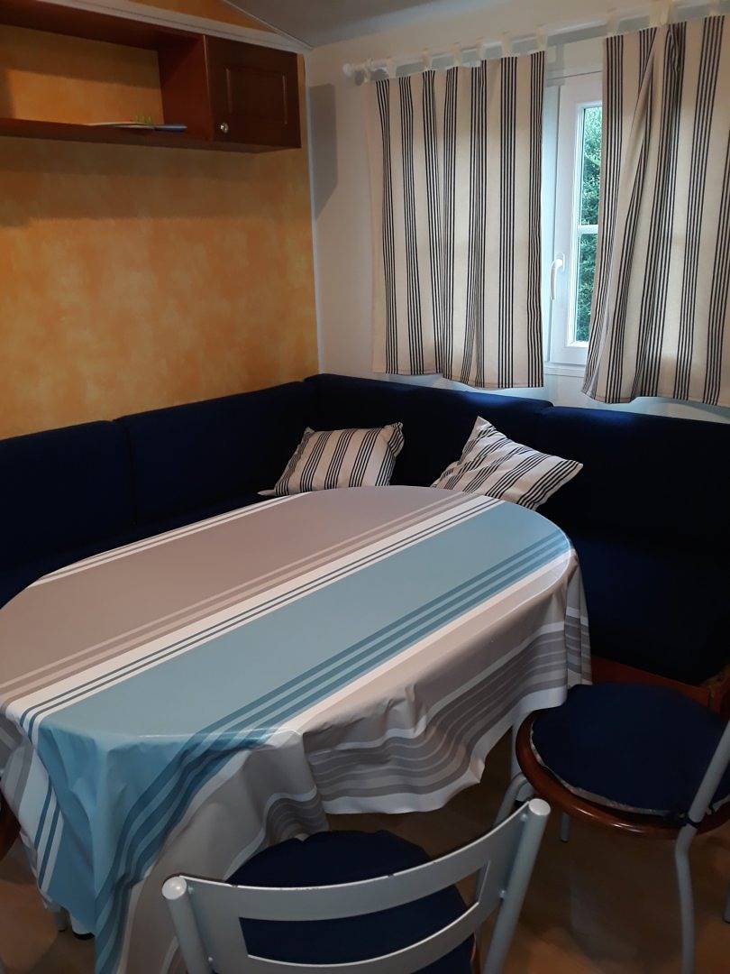 Mobilhome 4 personnes Bord du Lac de Pareloup 12 in Salles-Curan, Lac de Pareloup