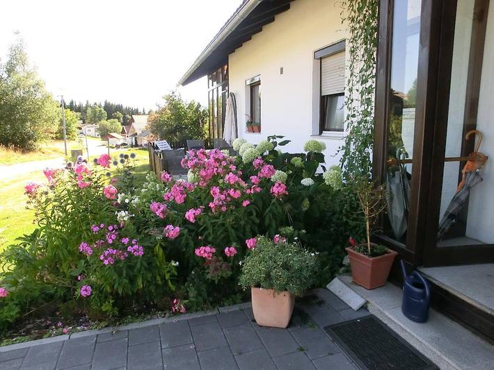 Ferienwohnung für 4 Personen, mit Balkon/Terrasse und Terrasse sowie Garten und Sauna in Mauth - 3
