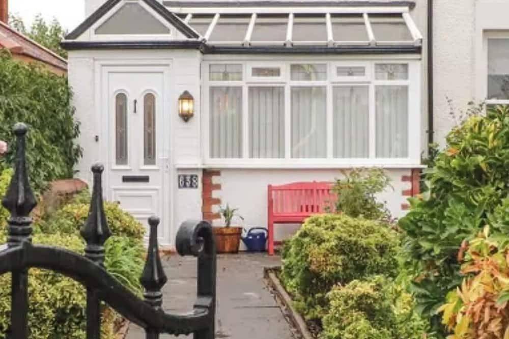 Cottage for 5 People in Blackpool, North West England