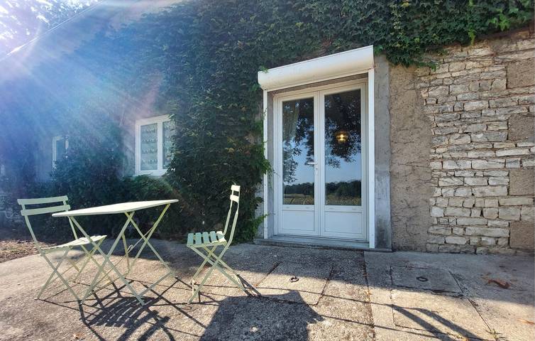 Maison de vacances pour 2 personnes, avec Terrasse et Jardin à Verdille