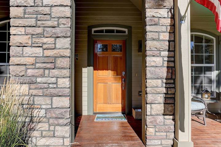 Vacation rental for 8 people, with hot tub in Black Butte Ranch