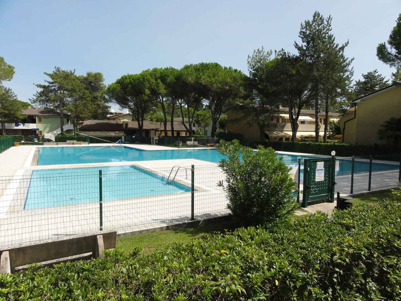 Ganze Ferienwohnung, Ferienwohnung im Erdgeschoss mit Swimmingpool  in Bibione, Venedig Provinz