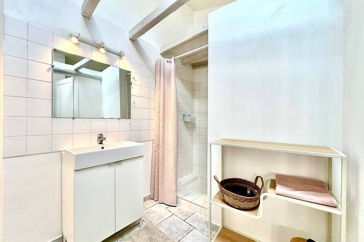 Gîte pour 4 personnes, avec jardin à Tornac - 4