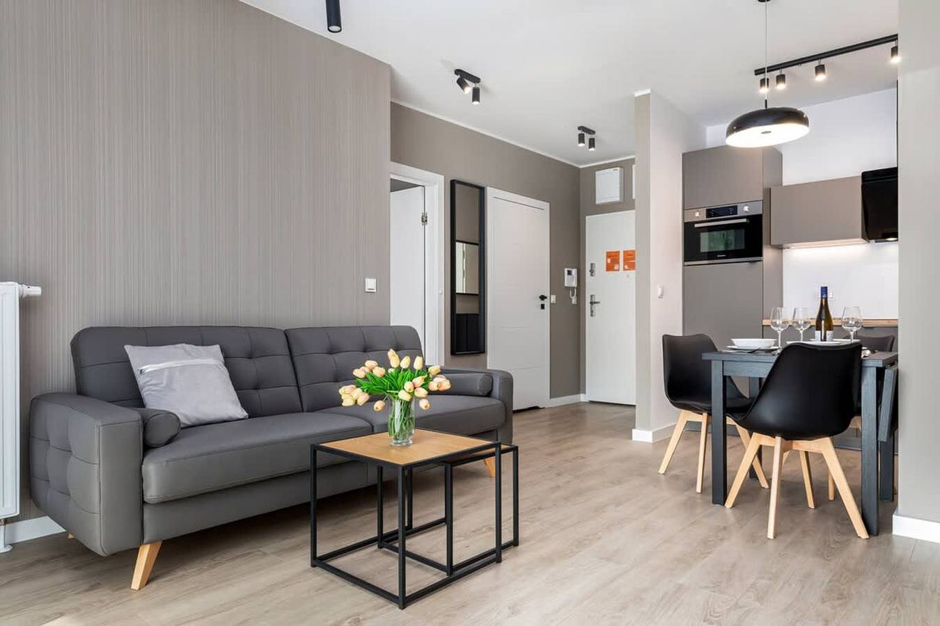 Entire apartment, Unique Apartment City Center     Garage  Balcony in Poznan, Greater Poland