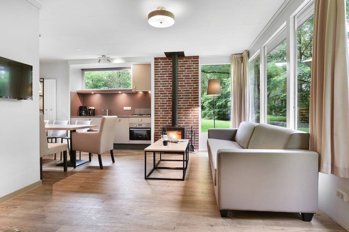 Landal Aelderholt — 8-persoons bungalow in Drente