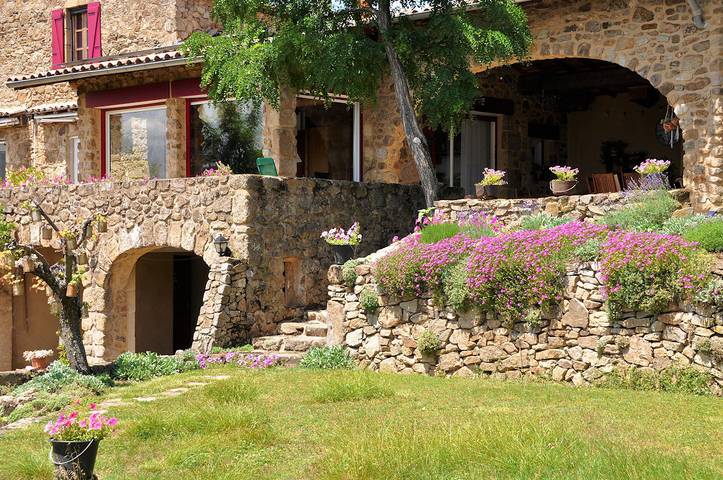 Chambre d’hôte pour 2 personnes, avec jardin dans Parc Naturel Régional du Pilat - 3