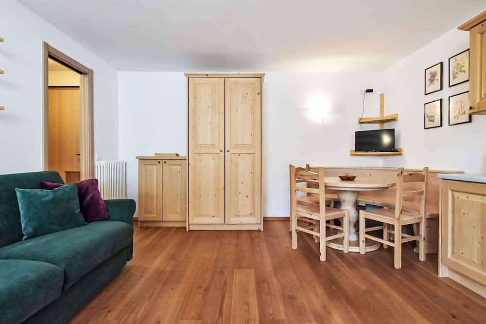 Ganze Wohnung, Schöne Wohnung für 2 Leute mit  W-Lan, Tv und Haustiere erlaubt in Madesimo (Dorf), Madesimo