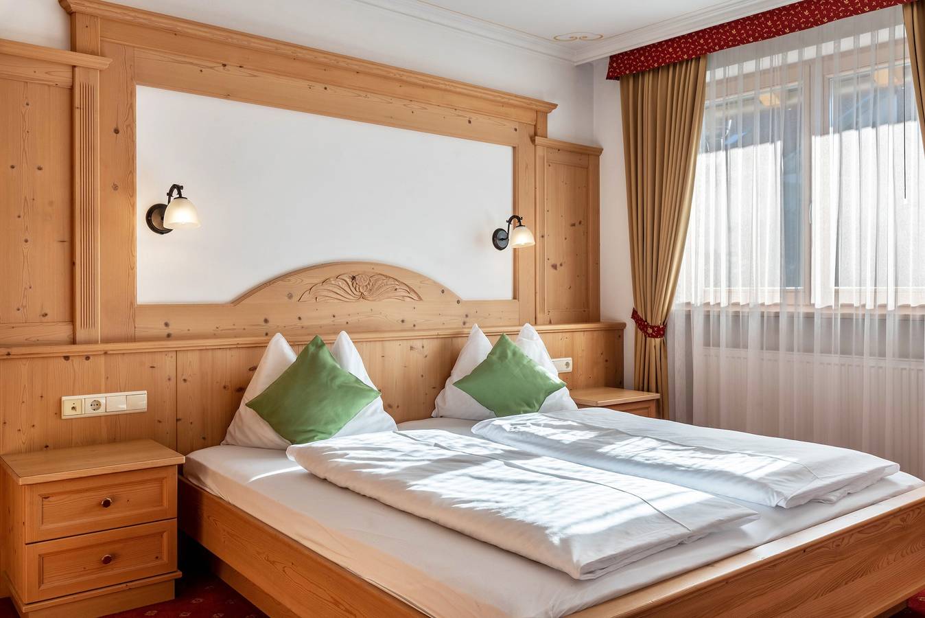 Ganze Wohnung, 'Residenz Diana Ferienwohnung 301' mit Bergblick, Balkon und Wlan in Terenten, Dolomiti Superski