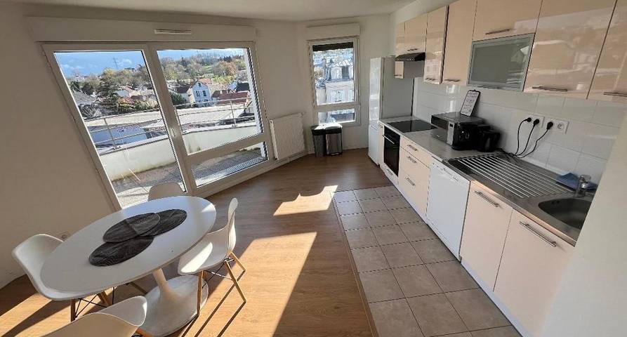Location de vacances pour 2 personnes, avec balcon et vue à Villemomble - 3