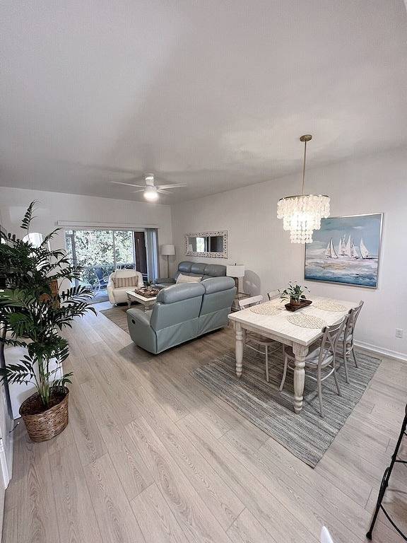 Ganze Wohnung, Relax & Unwind in Bonita Springs – Stylish Condo Near Beaches, Dining & Golf! in Vanderbilt Lakes, Bonita Springs