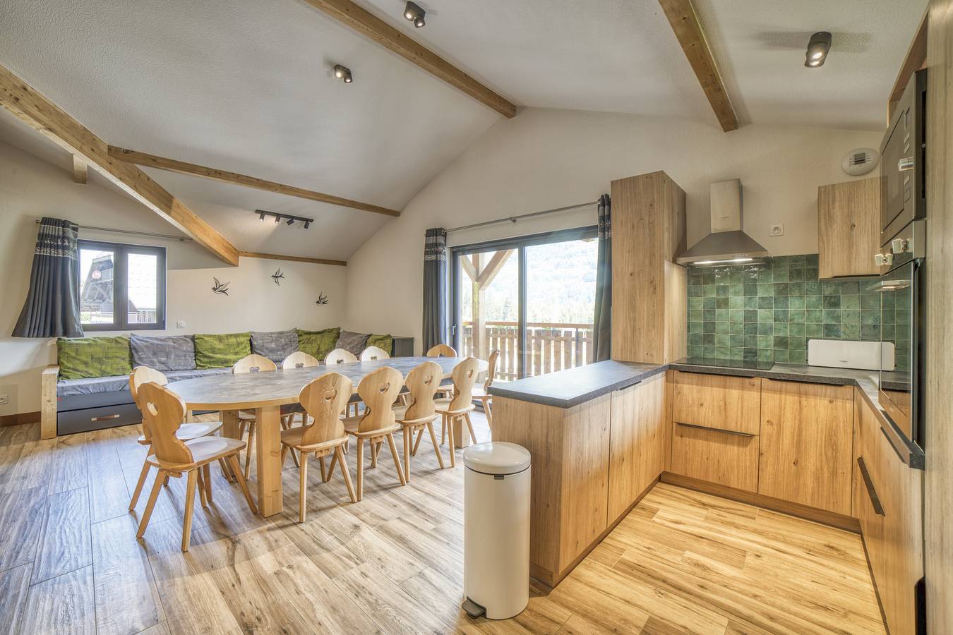 Appartement entier, Appartement "Oxalis", avec vue sur la montagne, balcon et Wi-Fi in Station de Morillon, Grand Massif