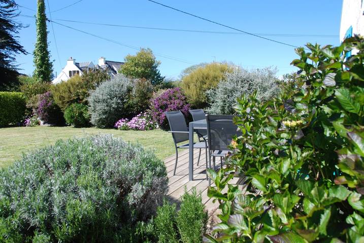 Gîte pour 6 personnes, avec terrasse et jardin