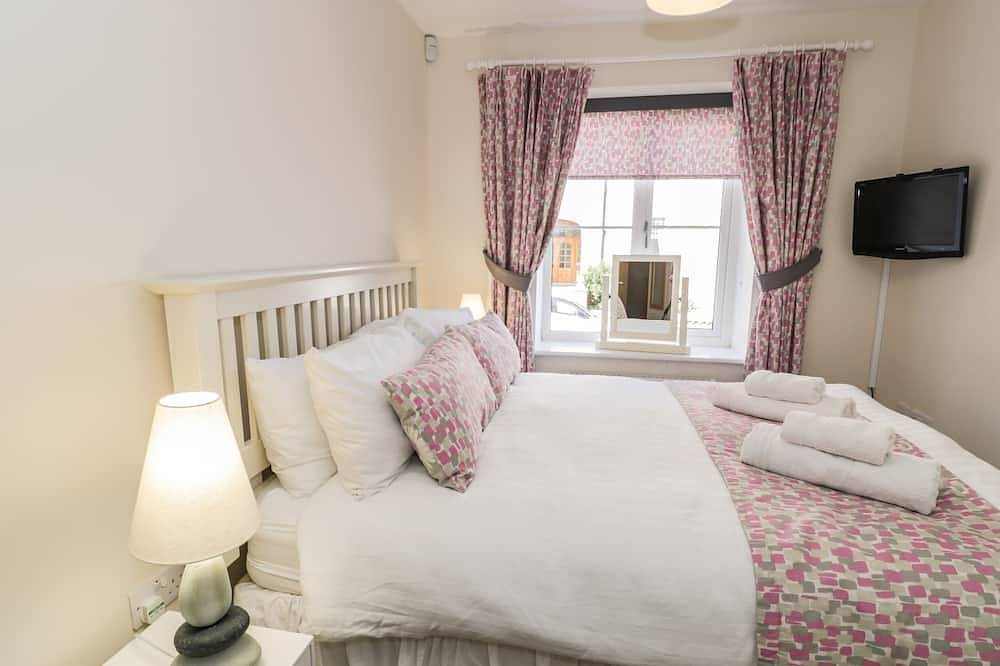 Ocean View Apartment, family friendly in Colwyn Bay in Rhos on Sea, Conwy region