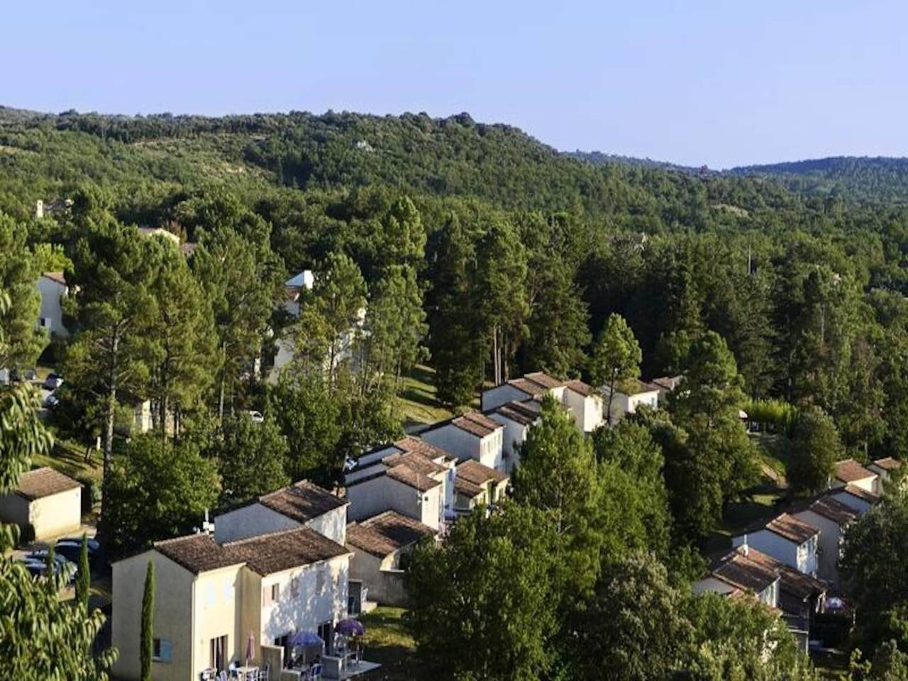 Apartamento entero, 3 Habitaciones Dתplex 6 Personas in Salavas, Ardèche