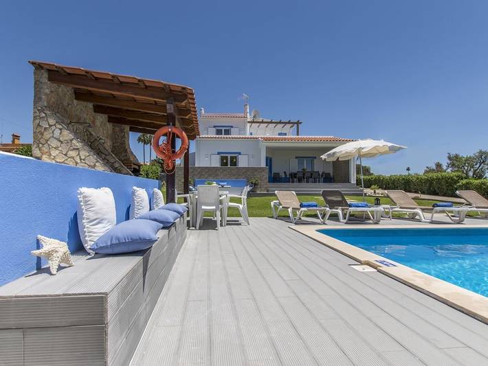 Location de vacances pour 12 personnes, avec piscine ainsi que jardin et balcon dans Boliqueime - 3