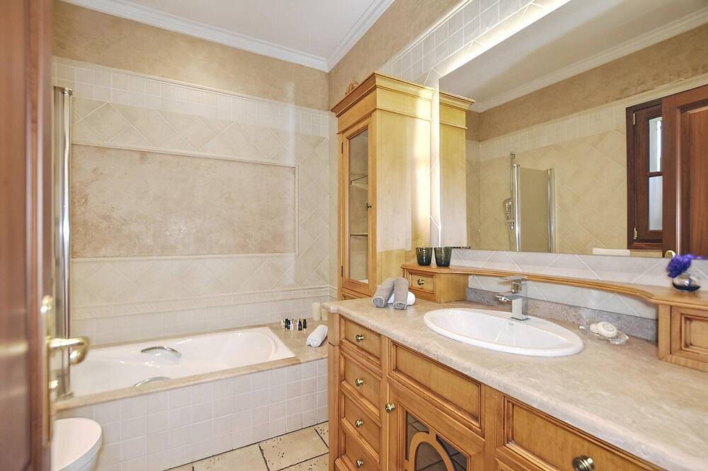 Elegant Family Villa Close to Manacor in Manacor, East Majorca