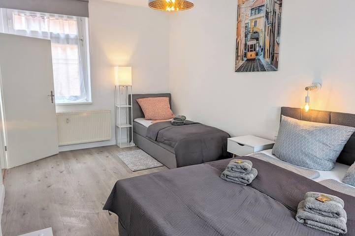 Apartamento entero, CaSa Apartment Modern Vintage Parking/Amazon Prime/family-friendly apartment in Magdeburgo, Elbe-Börde-Heide