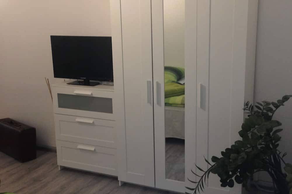 Ganze Wohnung, Askanier Ferienwohnung direkt am Werbellinkanal für 2-3 Pers. ** Schorfheide in Eichhorst, Schorfheide