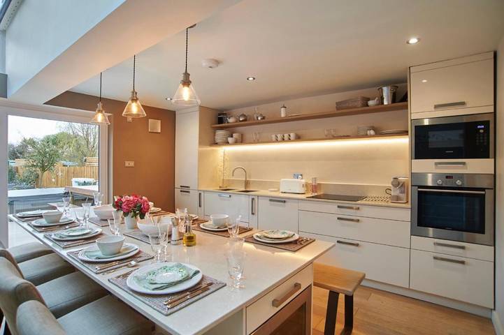 Holiday rental for 10 people, with hot tub and garden, child-friendly in Hythe