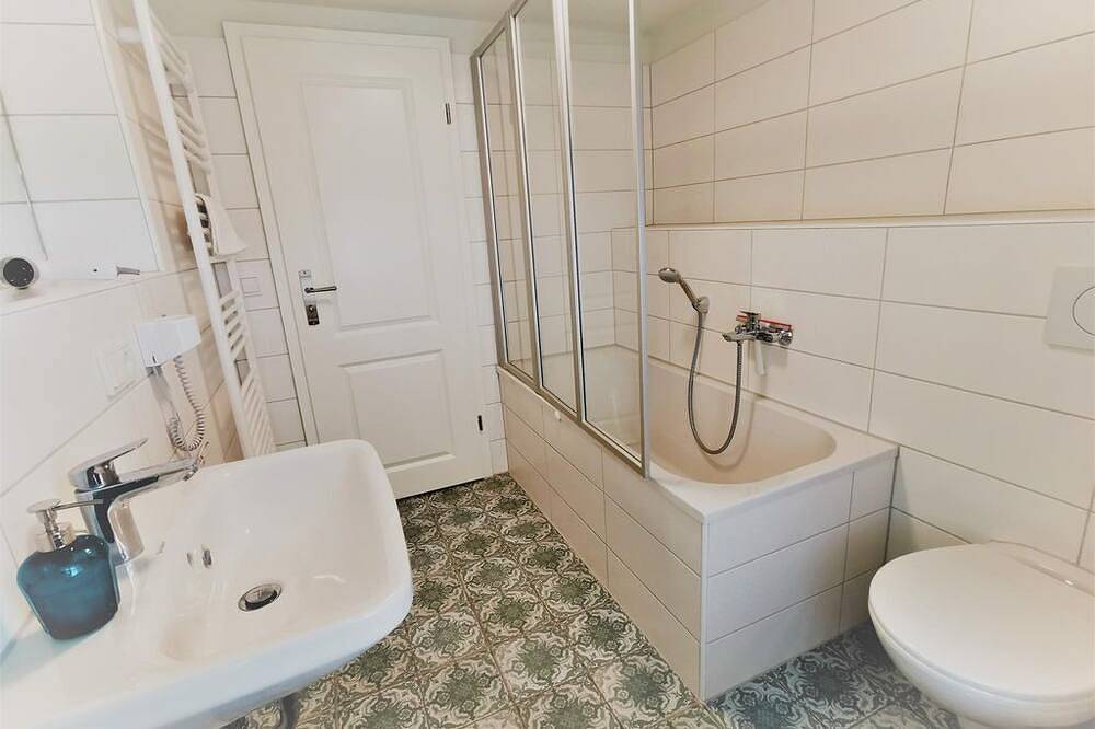 Ganze Wohnung, Ferienwohnung \"Nelke\" - Ferienwohnungen Gutshof Schirgiswalde in Schirgiswalde, Schirgiswalde-Kirschau