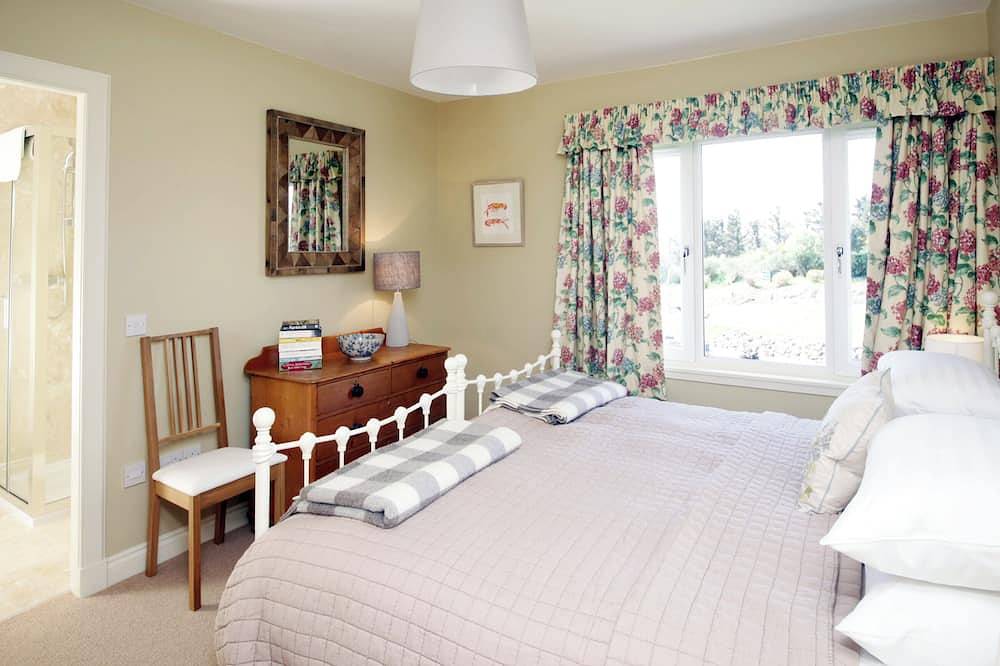 4 bedroom accommodation in Portpatrick in Portpatrick, Dumfries and Galloway