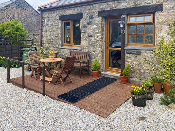 Cottage for 4 people, with garden, with pets in St. Just