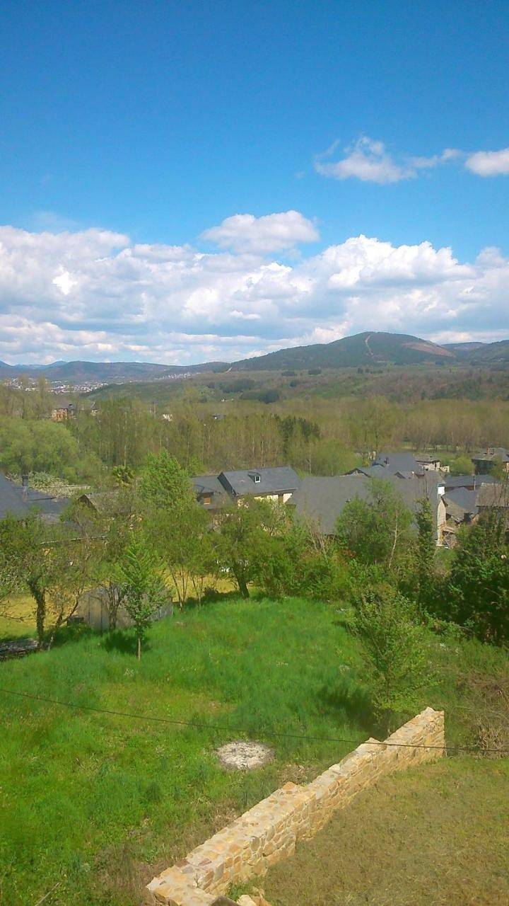 Hotel Rural Casa Ana in Vega de Espinareda, Cordillera Cantábrica