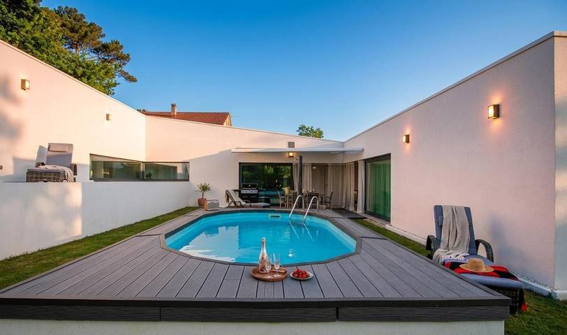 Casa rural para 6 personas, con Balcón y Terraza además de Jardín y Piscina en Teo - 2