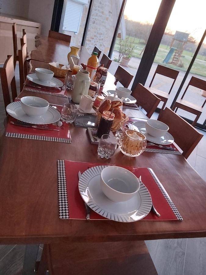 Chambre d’hôte pour 6 personnes, avec piscine et jacuzzi ainsi que jardin et sauna en Charente-Maritime - 3