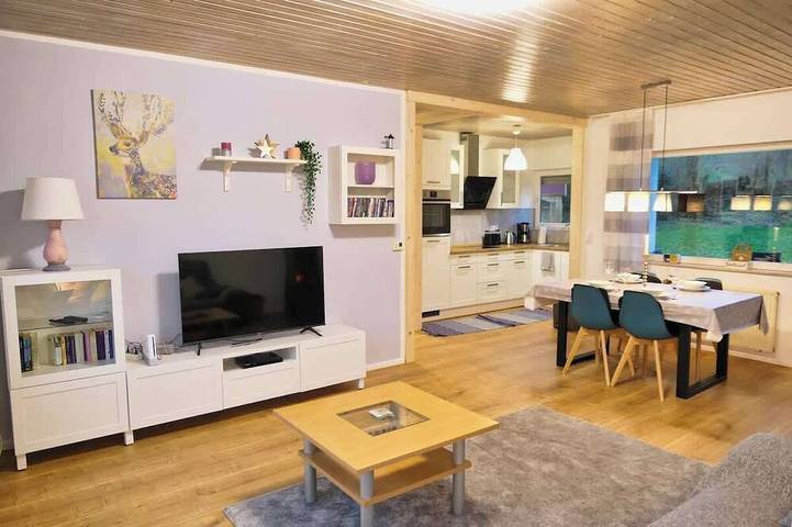 Ferienhaus für 4 Personen, mit Garten und Balkon, mit Haustier in Meschede
