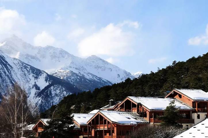 Gîte pour 8 personnes, avec piscine et balcon à Villarodin-Bourget - 3